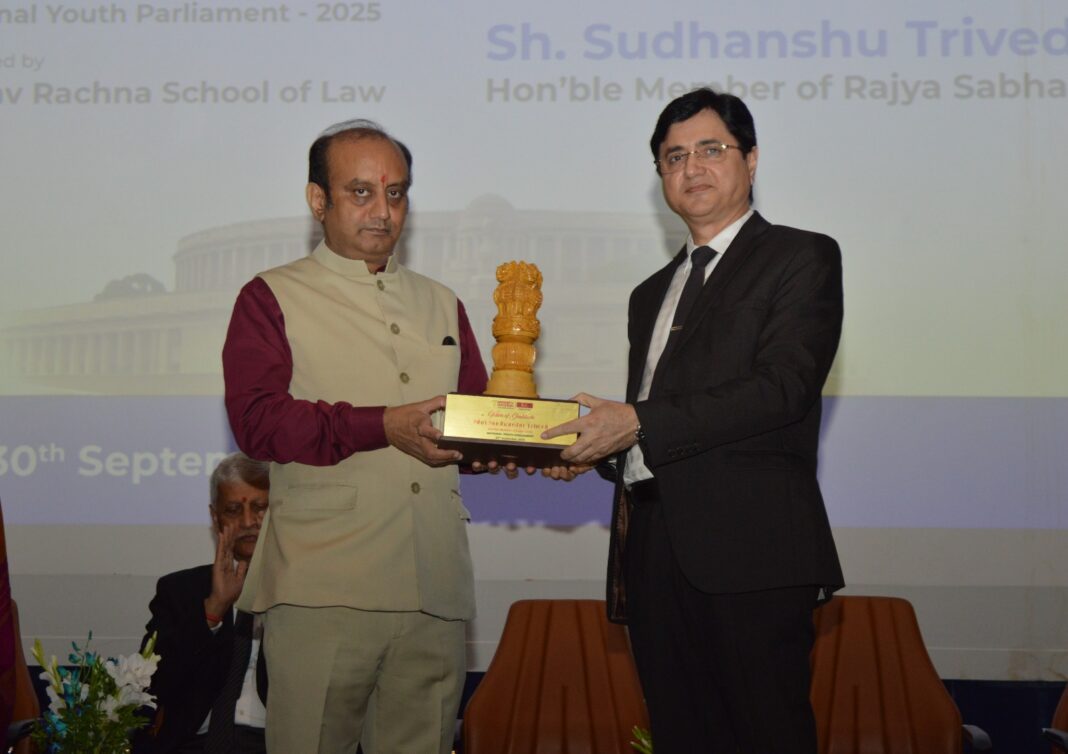 मानव रचना विश्वविद्यालय में यूथ पार्लियामेंट: युवाओं को न्यायोन्मुख सुधार के लिए प्रेरित