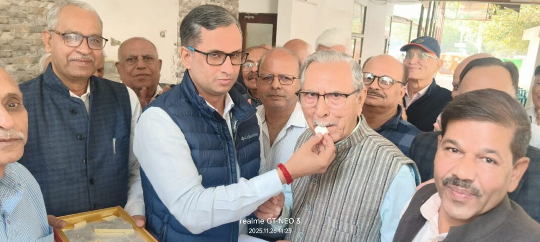 सेक्टर 28 कम्युनिटी सेंटर सीनियर सिटीजंस फोरम को सौपा गया