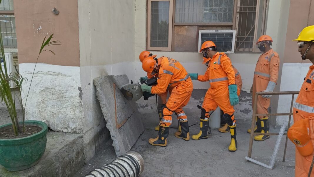 भूकंप आपदा से निपटने के लिए बल्लभगढ़ में मॉक ड्रिल, प्रशासन और एनडीआरएफ की संयुक्त कार्रवाई