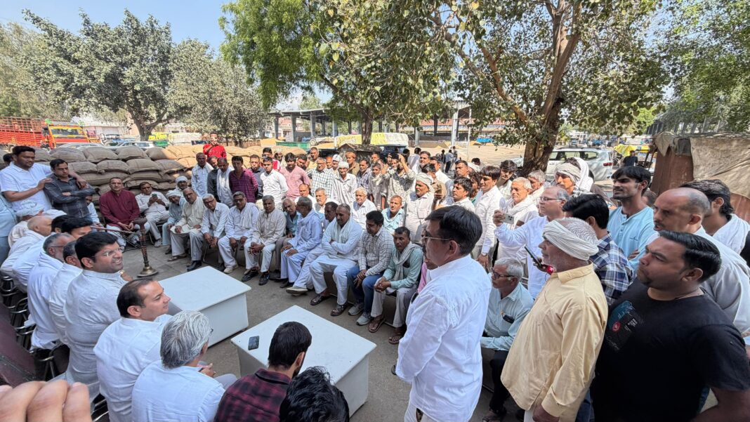 प्रदेश सरकार नहीं है किसान हितैषी :दुष्यंत सिंह चौटाला