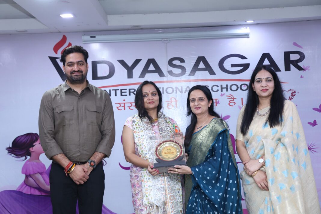 विद्यासागर इंटरनेशनल स्कूल ,सेक्टर-2 में “मदर्स डे” समारोह का भव्य आयोजन