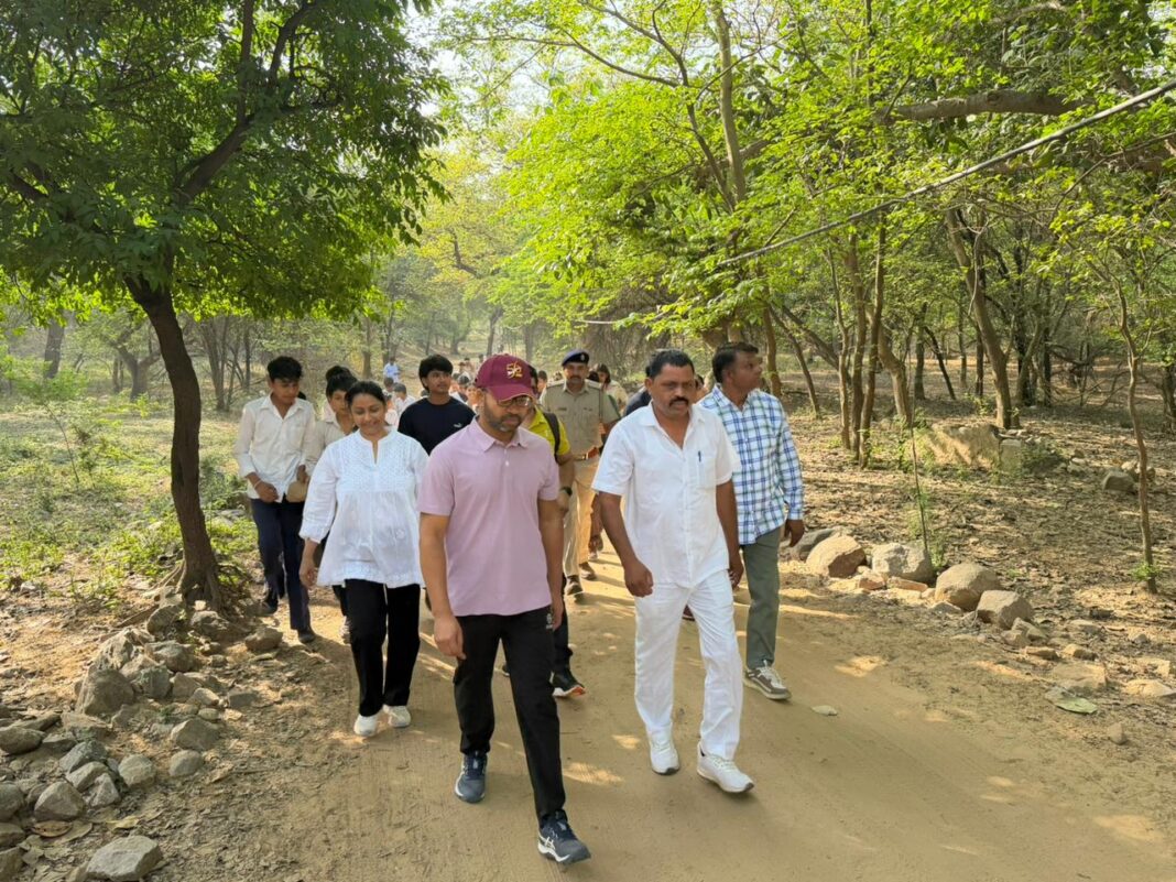 अंतर्राष्ट्रीय जैव विविधता दिवस 2026 पर मांगर बानी में प्रकृति भ्रमण आयोजित